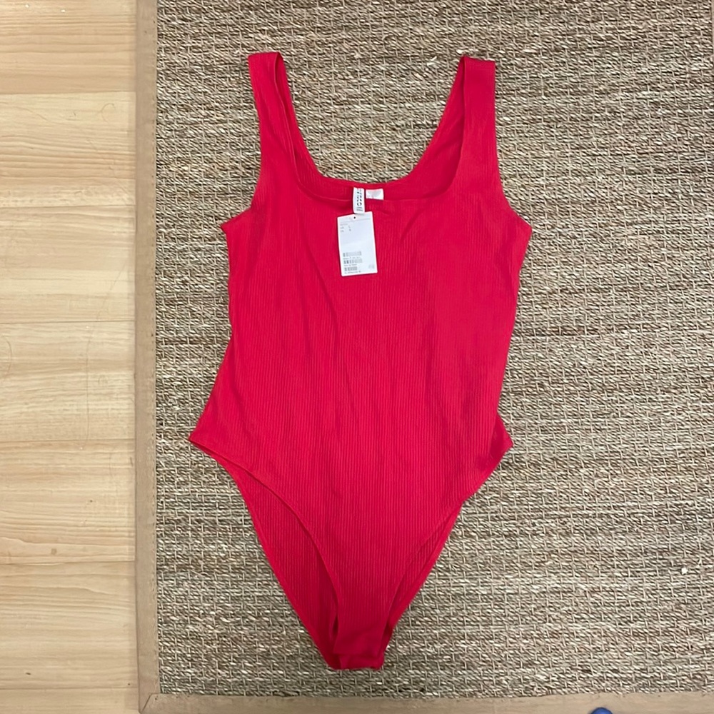 NWT H&M red large bodysuit tank